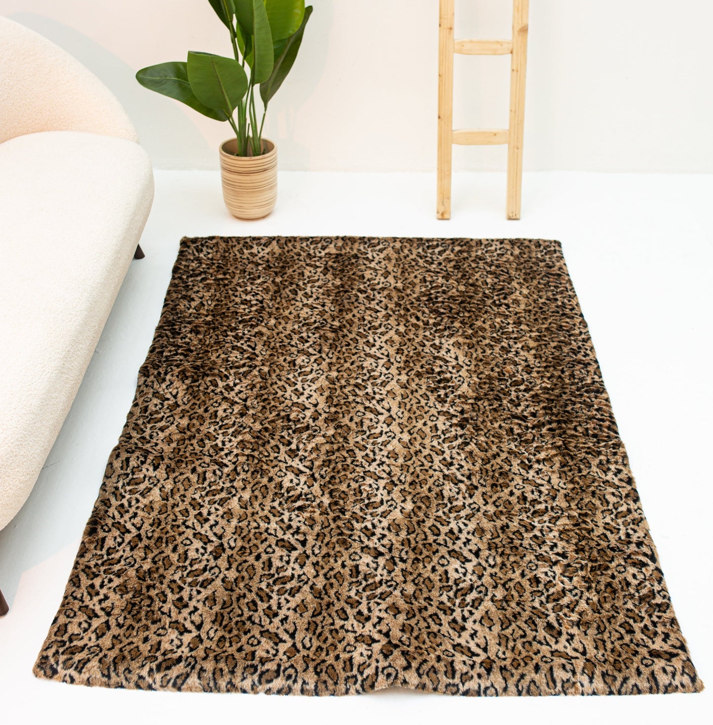 Exotic Animal Pattern Fur Carpet - Luxe Softness