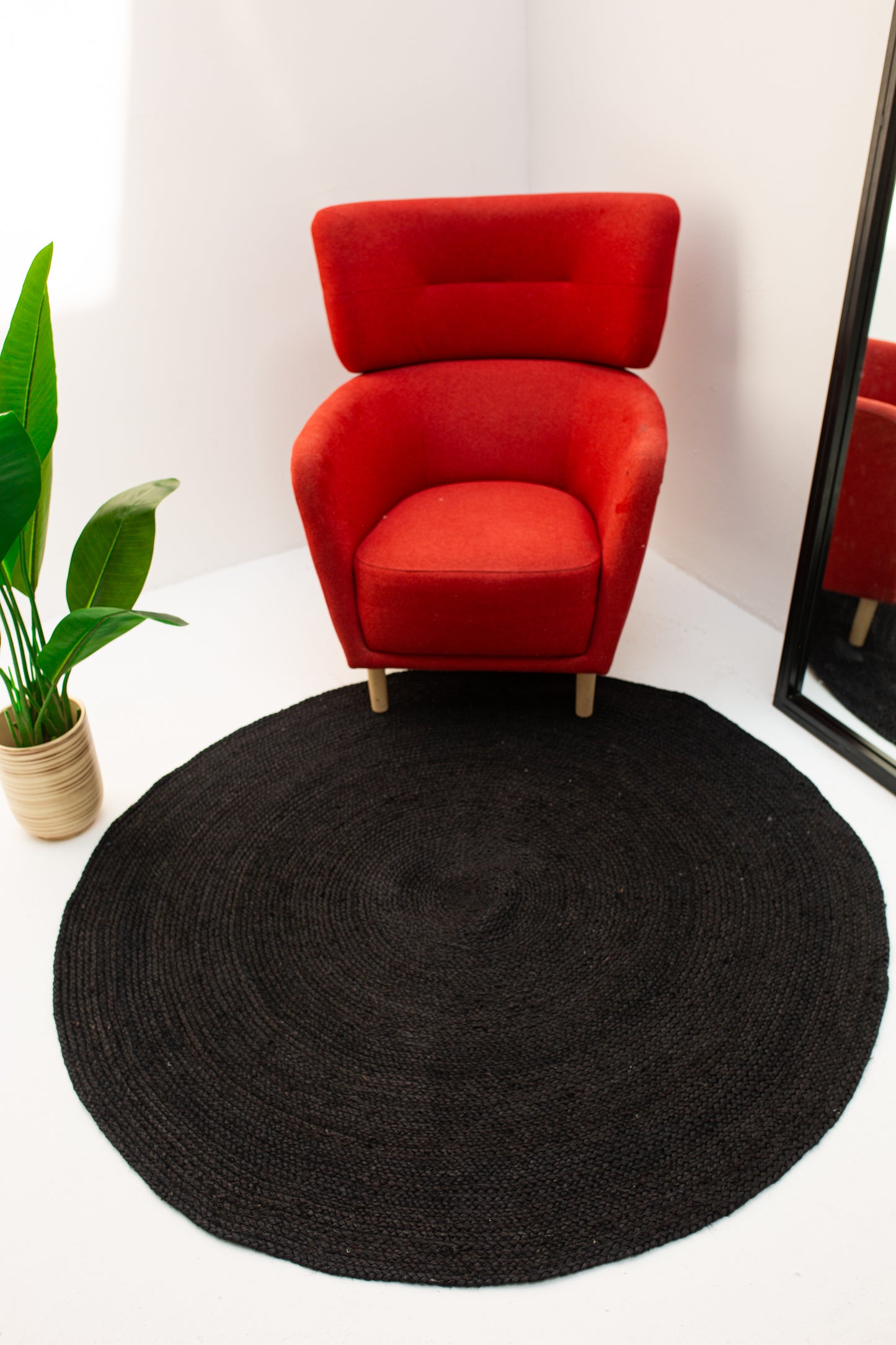 Natural Black Rug - Jute -Round