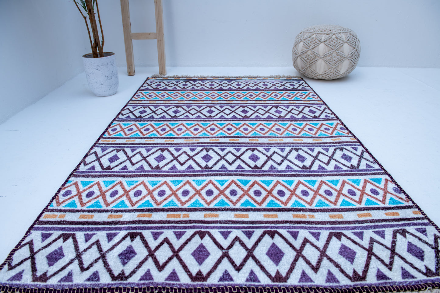 Heritage Motif Rug - Faux Silk- Rectangle
